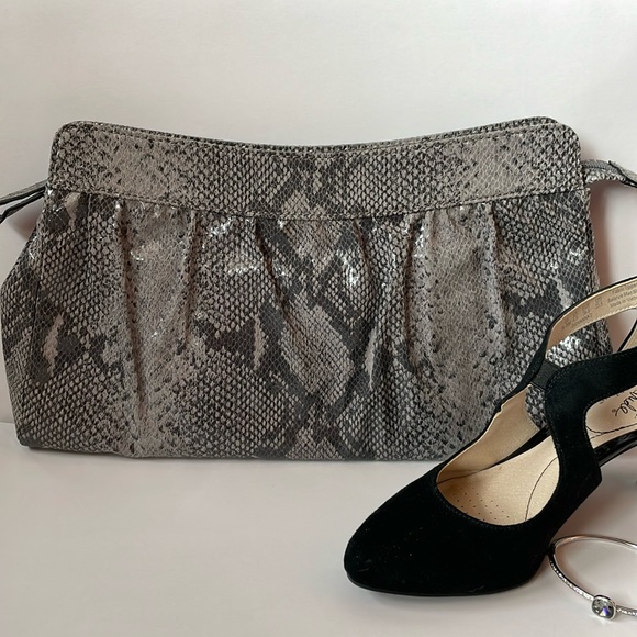 Like new Talbots clutch faux snakeskin date night bag - Picture 1 of 8